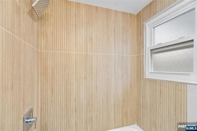 369 Hops Lane, Secaucus, NJ 07094