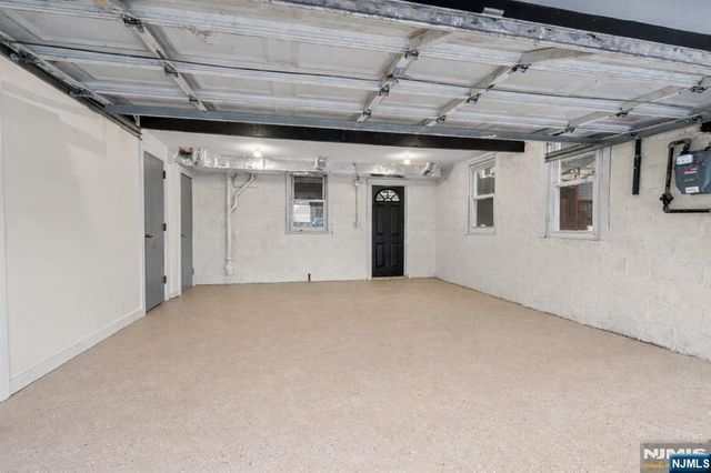 369 Hops Lane, Secaucus, NJ 07094
