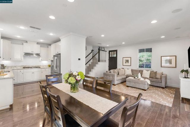 328 Elworthy Ranch Cir, Danville, CA 94526