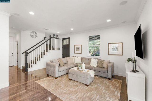 328 Elworthy Ranch Cir, Danville, CA 94526