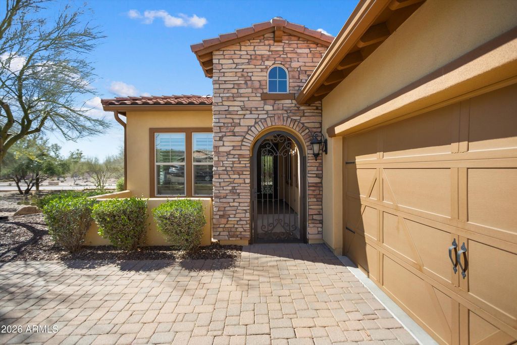 12047 W RED HAWK Drive, Peoria, AZ 85383 — photo 4