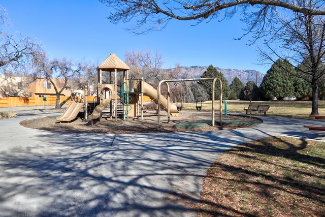 7243 Gallinas Avenue NE, Albuquerque, NM 87109