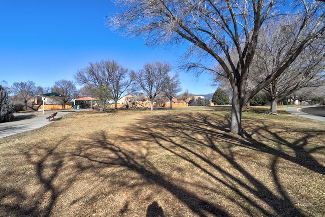 7243 Gallinas Avenue NE, Albuquerque, NM 87109