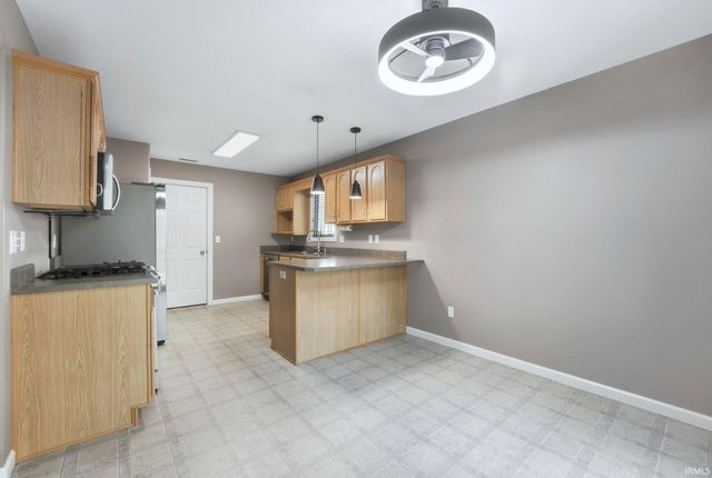 7610 Irwin Pines Court, Fort Wayne, IN 46804