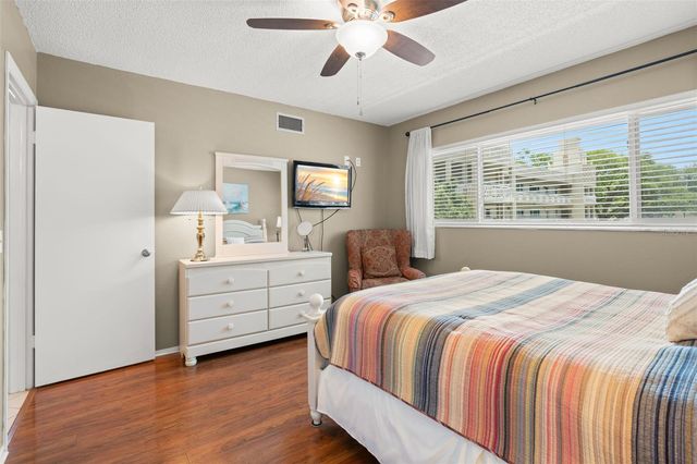 2350 HAITIAN DRIVE 28, Clearwater, FL 33763