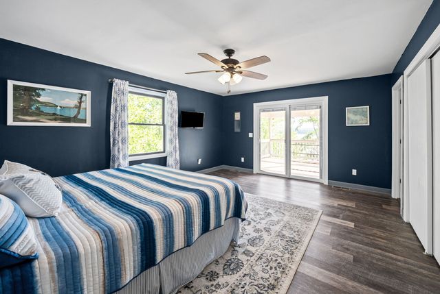 438 Harbor Dr, Bumpus Mills, TN 37028