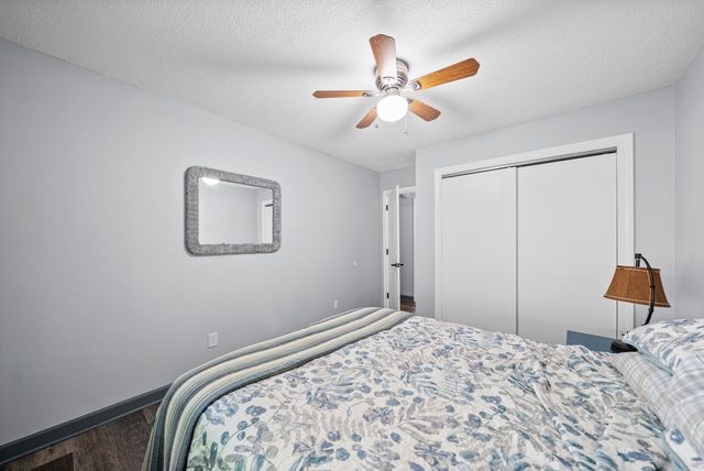 438 Harbor Dr, Bumpus Mills, TN 37028