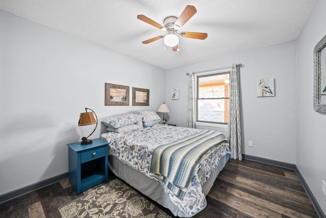 438 Harbor Dr, Bumpus Mills, TN 37028