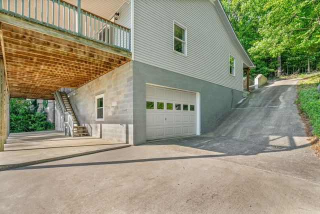 438 Harbor Dr, Bumpus Mills, TN 37028