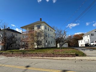 219 Charlton St, Southbridge, MA 01550