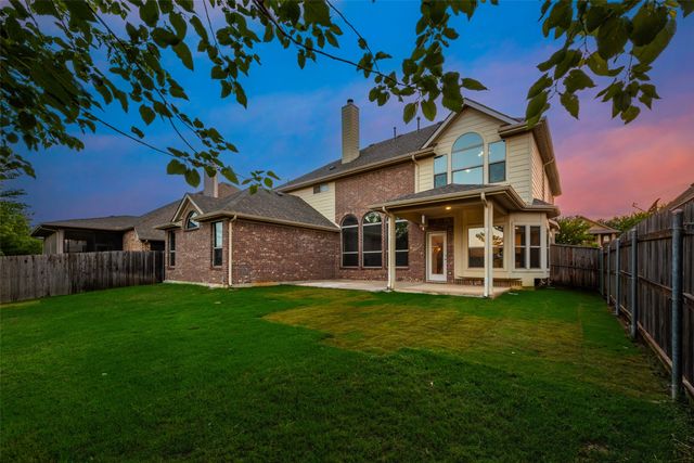 917 Tara Drive, Burleson, TX 76028