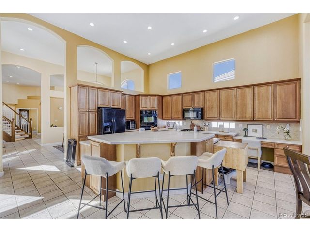 7317 S Valdai Cir, Aurora, CO 80016