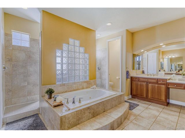 7317 S Valdai Cir, Aurora, CO 80016