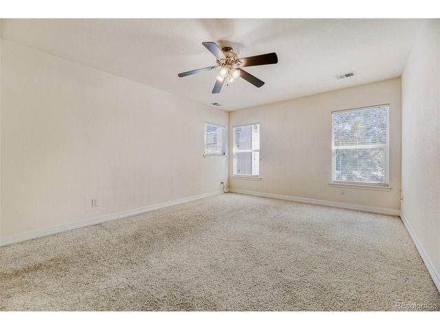 7317 S Valdai Cir, Aurora, CO 80016