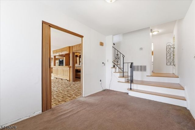 2 Ambler Way, Parsippany-troy Hills Twp., NJ 07054