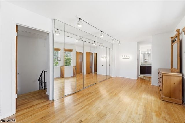 2 Ambler Way, Parsippany-troy Hills Twp., NJ 07054