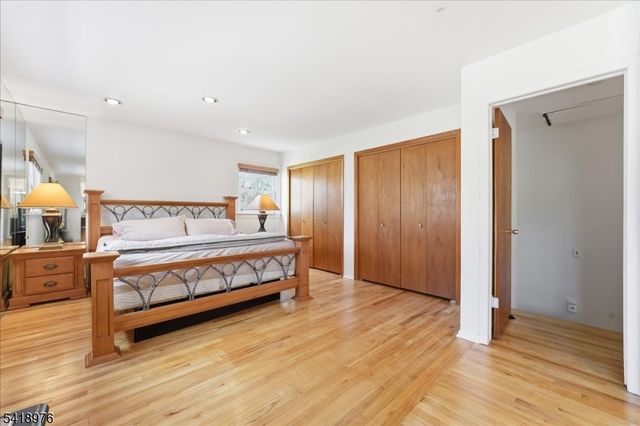 2 Ambler Way, Parsippany-troy Hills Twp., NJ 07054