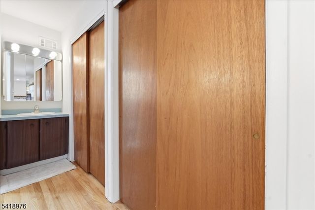 2 Ambler Way, Parsippany-troy Hills Twp., NJ 07054