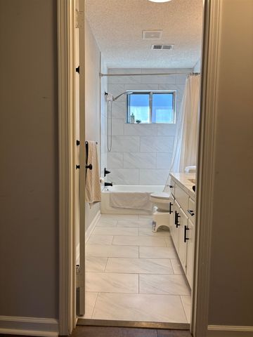 7273 STAMFORD RD, Germantown, TN 38138