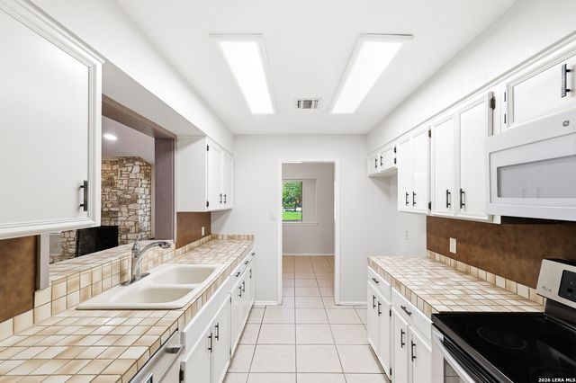 4710 Paradise Woods, San Antonio, TX 78249