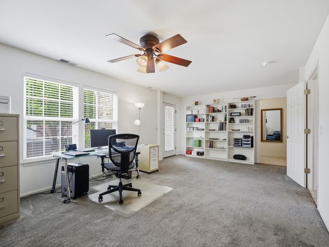 490 Dolton Lane, Carol Stream, IL 60188