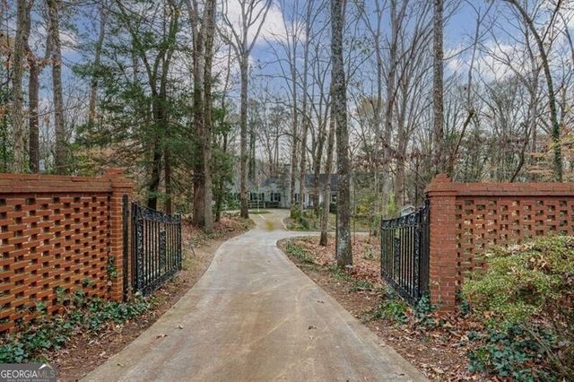 3990 Randall Mill Road NW, Atlanta, GA 30327