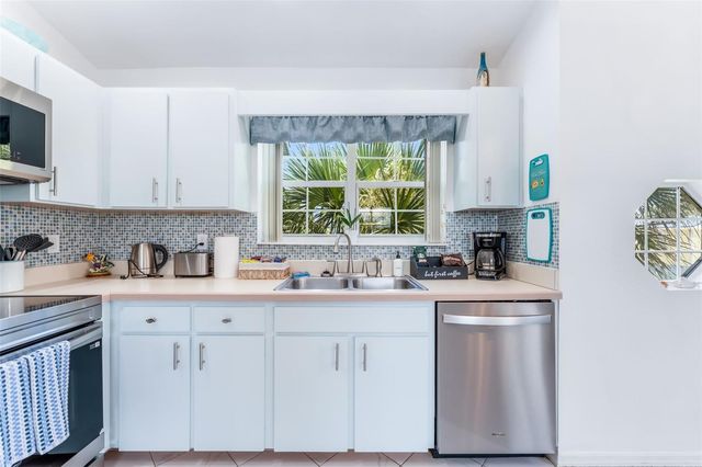 2347 S CENTRAL AVENUE, Flagler Beach, FL 32136
