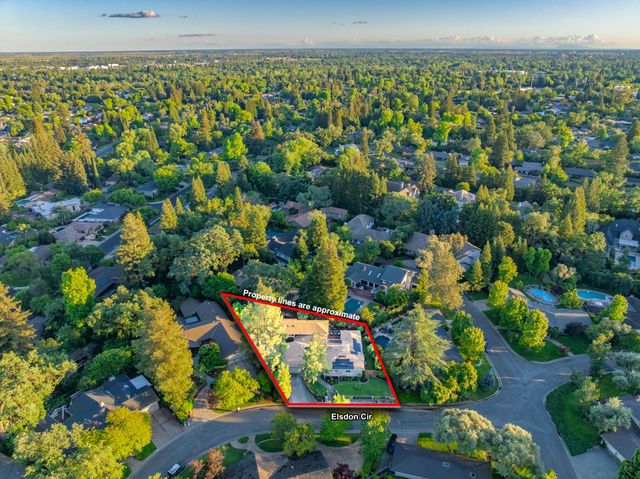1561 Elsdon Cir, Carmichael, CA 95608