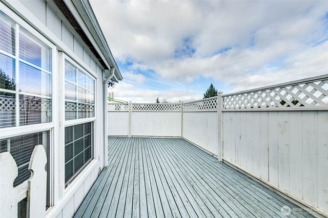 617 N 7th Avenue, Sequim, WA 98382