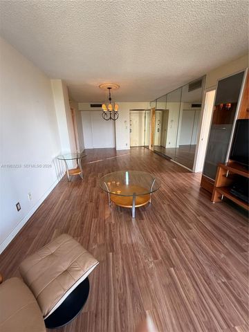 20400 W Country Club Dr 412, Aventura, FL 33180