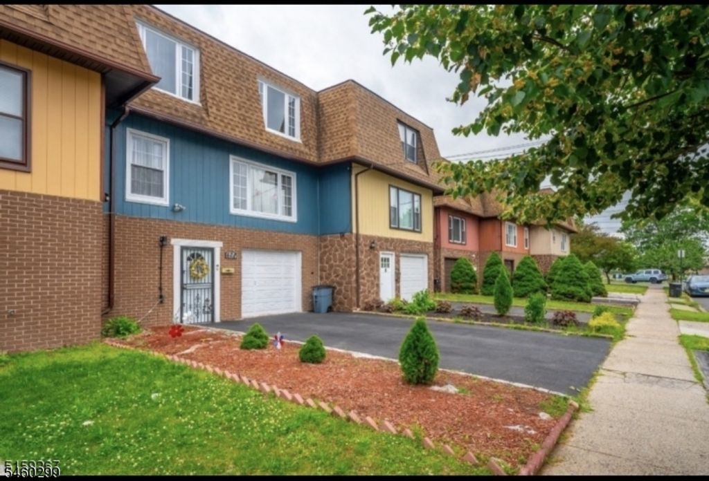 428 Doyle St, Elizabeth City, NJ 07206 — exterior