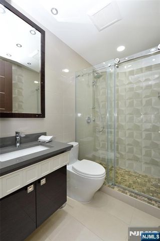 100 Carlyle Drive 14E-S, Cliffside Park, NJ 07010
