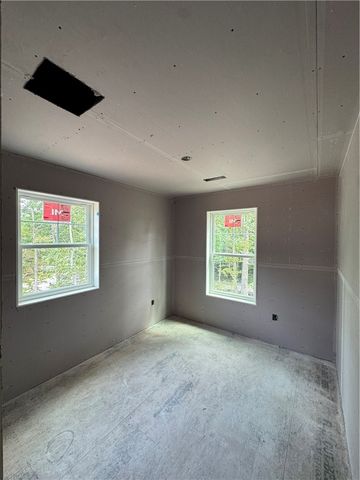 10 College Hill, Warwick, RI 02886