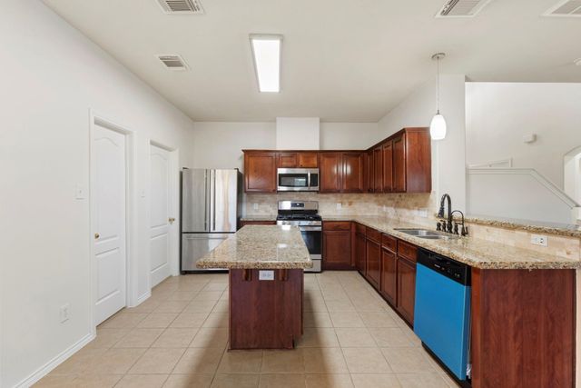 20315 Mammoth Falls Drive, Tomball, TX 77375