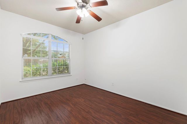 20315 Mammoth Falls Drive, Tomball, TX 77375