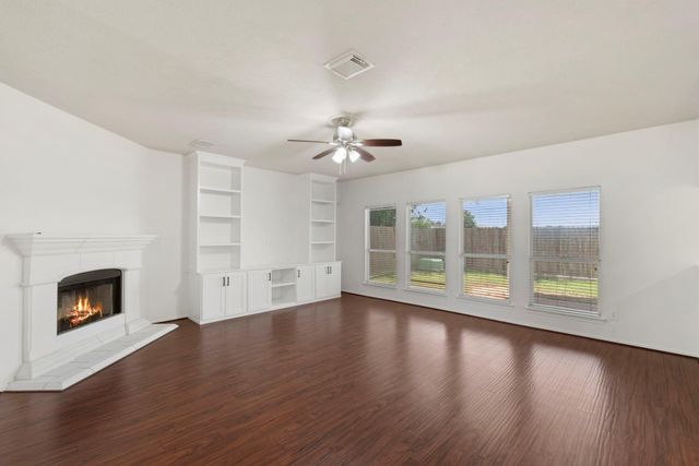 20315 Mammoth Falls Drive, Tomball, TX 77375