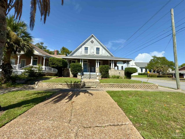 824 E La Rua St, Pensacola, FL 32501