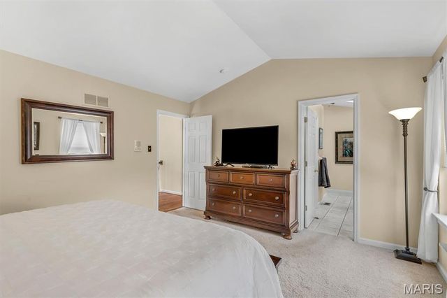 679 Bluffs View Court, Eureka, MO 63025