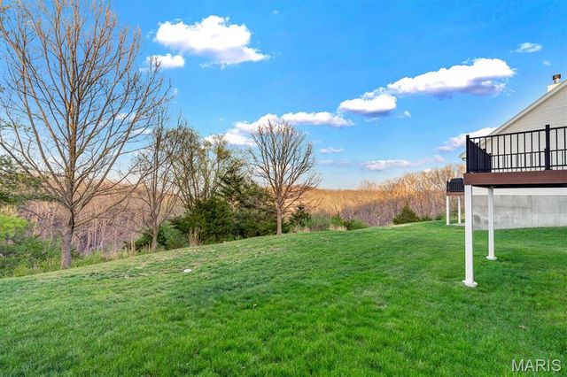 679 Bluffs View Court, Eureka, MO 63025