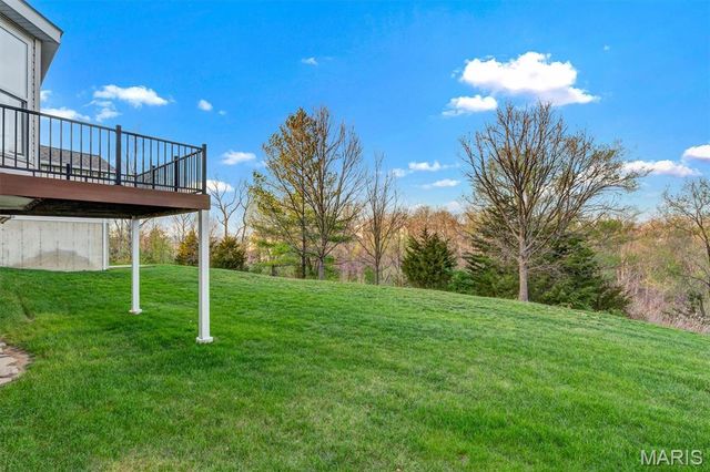 679 Bluffs View Court, Eureka, MO 63025