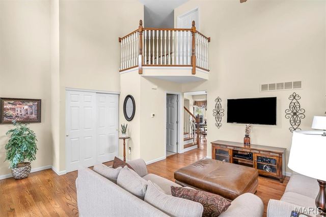 679 Bluffs View Court, Eureka, MO 63025