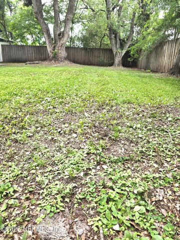 615 LUNA Court, Jacksonville, FL 32205