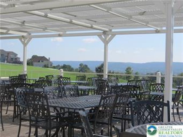 514 Waterford Terrace, Williams Twp, PA 18042