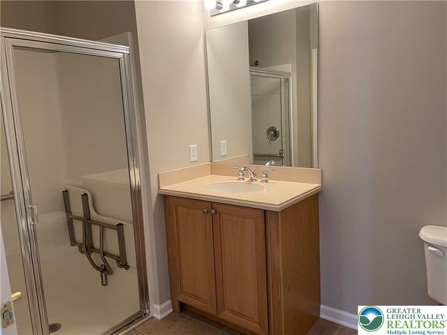 514 Waterford Terrace, Williams Twp, PA 18042