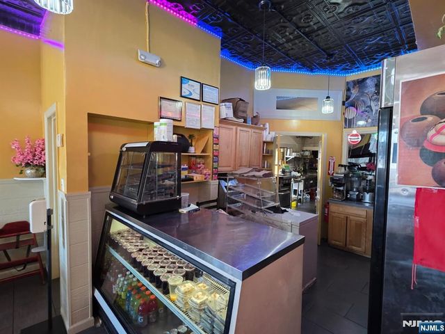 515-517 Kearny Avenue, Kearny, NJ 07032