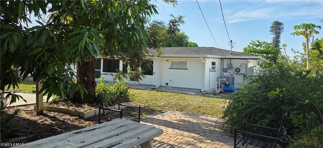 4148 23rd PL SW, Naples, FL 34116