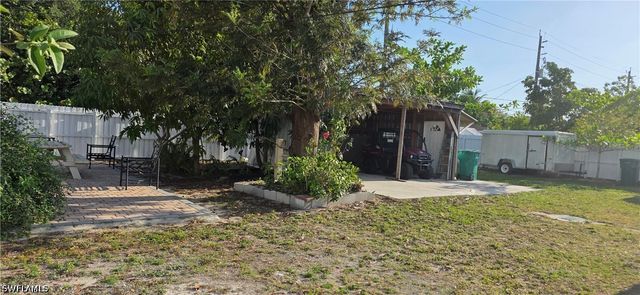 4148 23rd PL SW, Naples, FL 34116