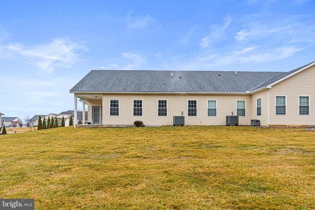 3243 PORTRAIT WAY, Chambersburg, PA 17201