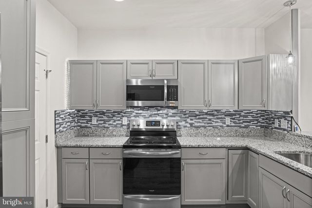 3243 PORTRAIT WAY, Chambersburg, PA 17201