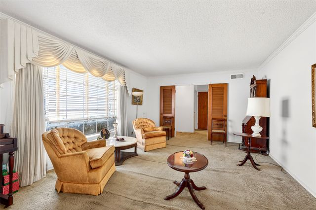 6615 Ridgemont Drive, Dallas, TX 75214